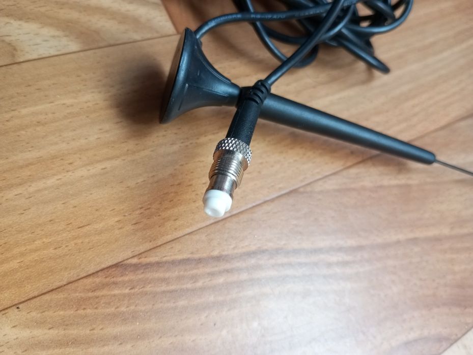 Antena GSM ( modemu internet) wtyk FME ( żeński) okazja