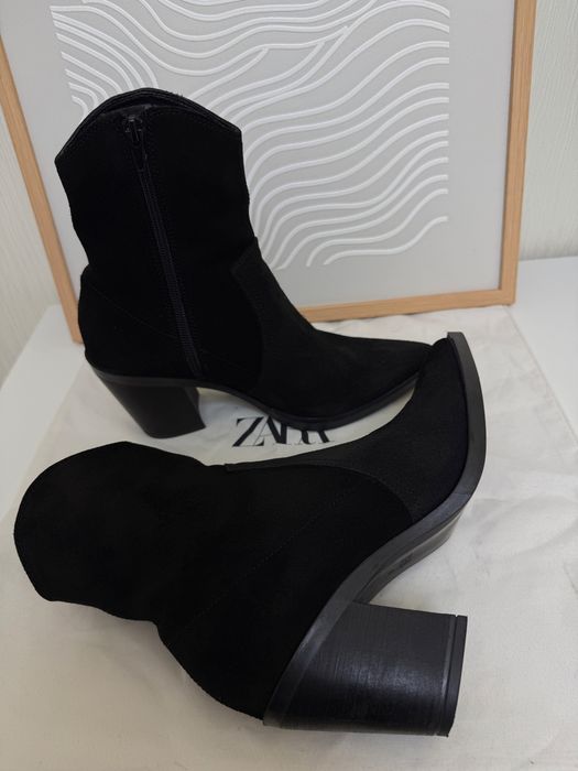 Жіночі козакі Zara 38