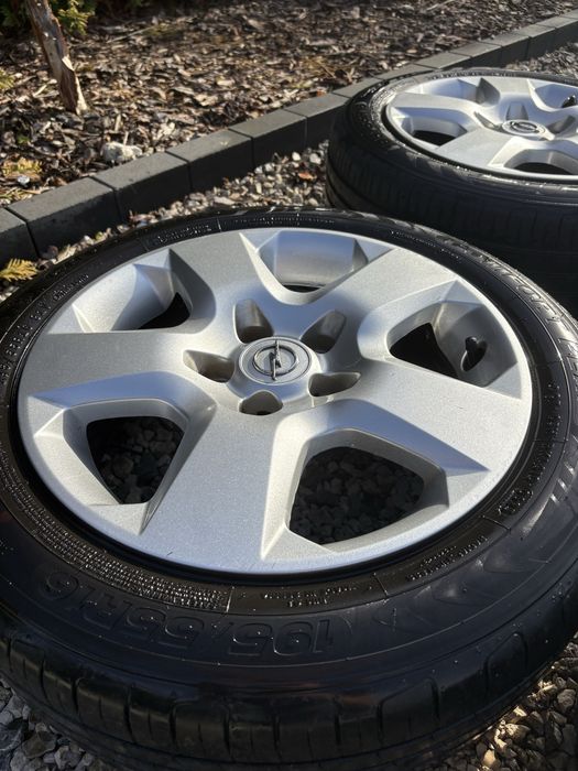 Opony letnie nowe z felgami