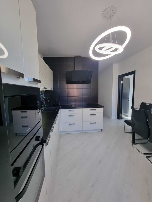 3-кімнатан квартира з ремонтом біля Центрального Парку