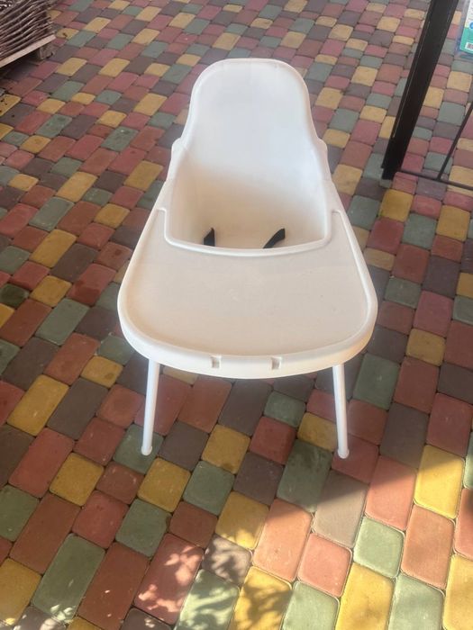 Дитячий стільчик