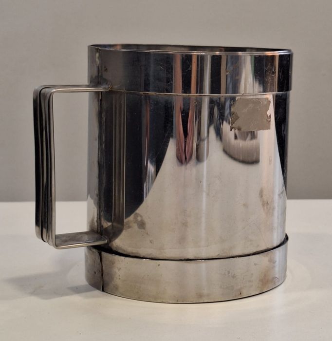 Medidor de liquidos tipo copo em inox