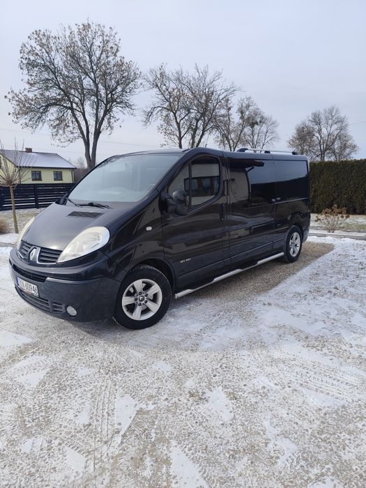 Trafic Vivaro,, brygadówka,,6 osób ,,lift