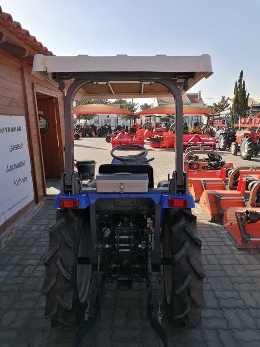 ISEKI SIAL HUNTER 20S, 4x4 27 cv com capota