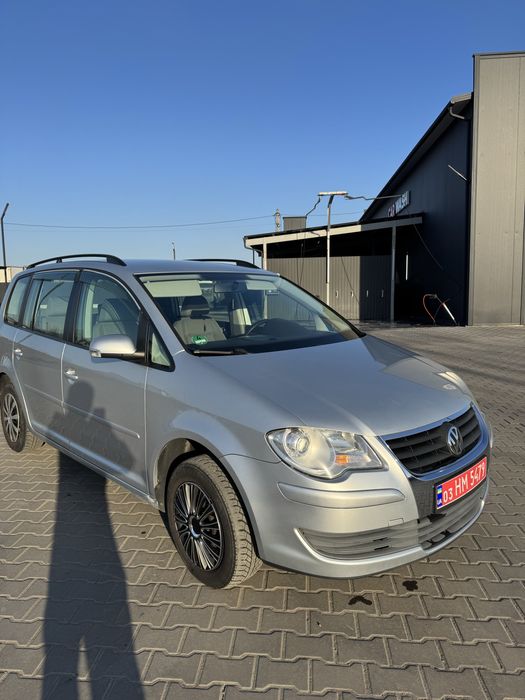 Volkswagen Touran 1.6