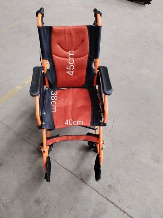 Wózek inwalidzki lekki składany – stan bardzo dobry