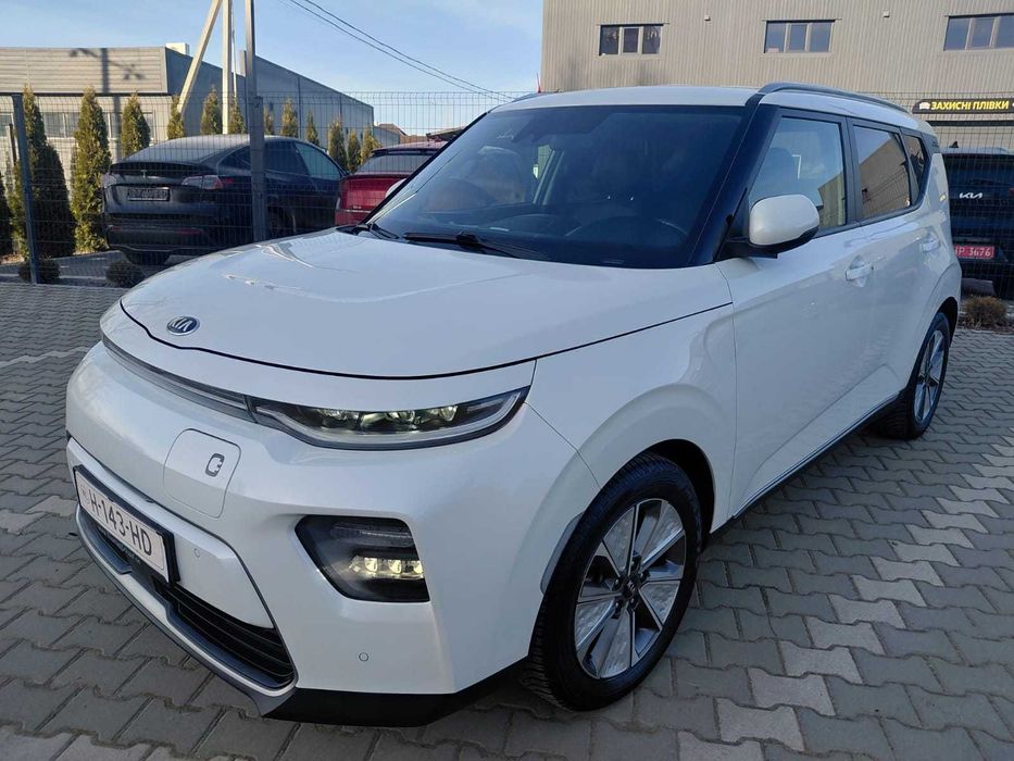 KIA SOUL 2019 рік Автомат Електро 64 kWh 204 к.с Свіжа з Нідерландів