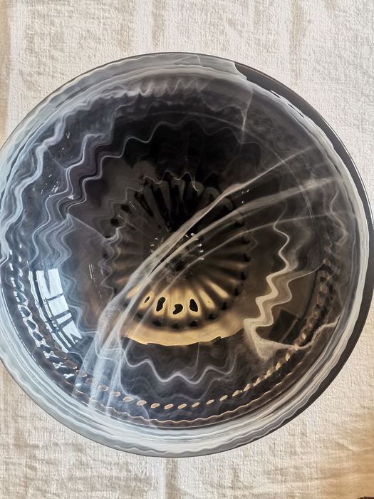 Taça de louça decorativa