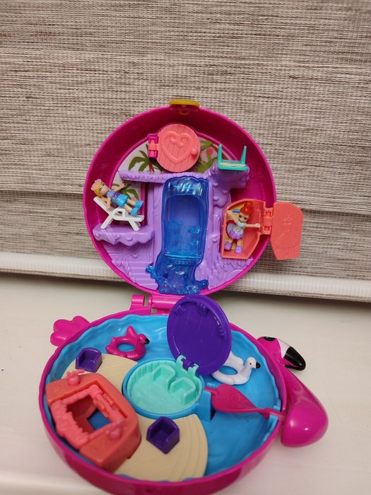 Міні будинок.  Фламінго. Polly pocket.