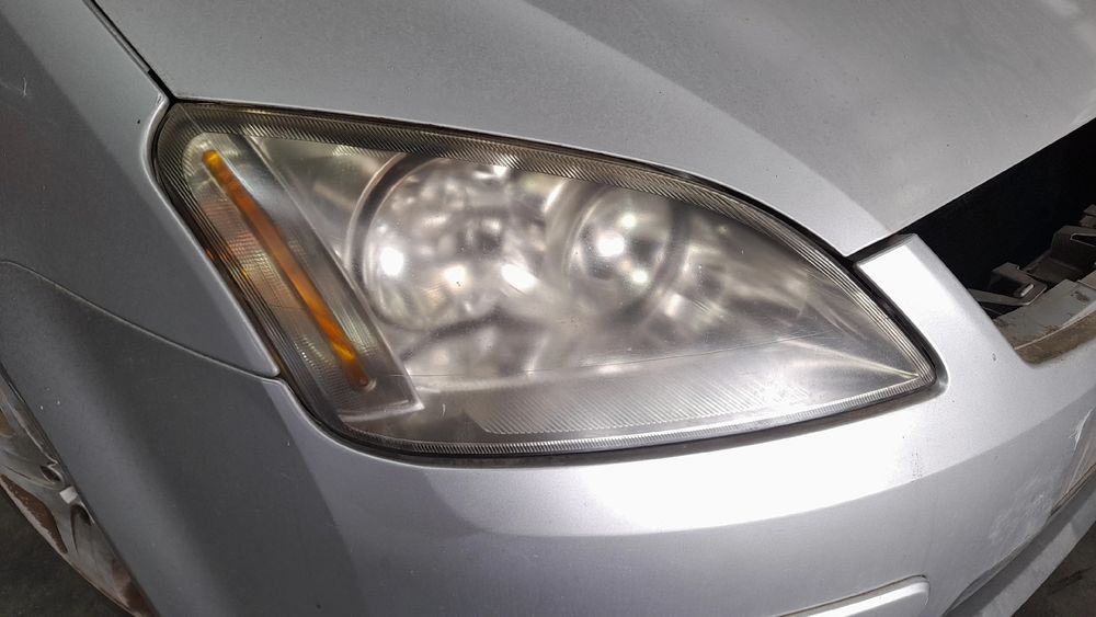 Ótica / farol direita FORD C-Max (DM2)