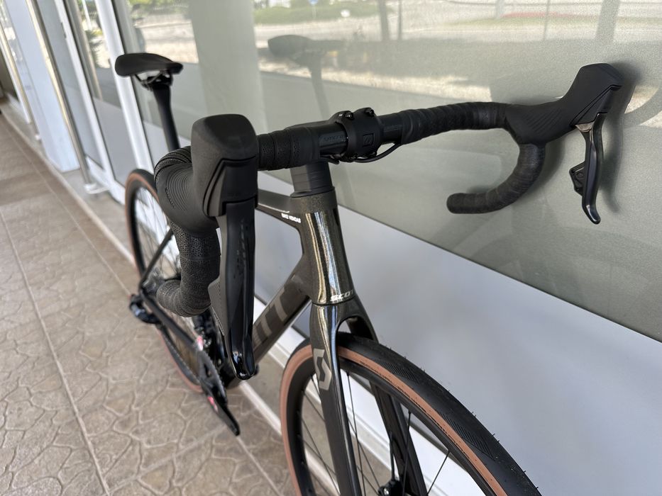 Bicicleta Scott Addict - PROMOÇÃO- Nova!