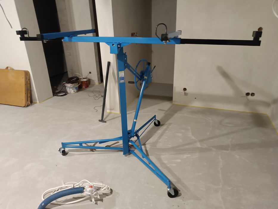 Podnośnik płyt gipsowych GK OSB