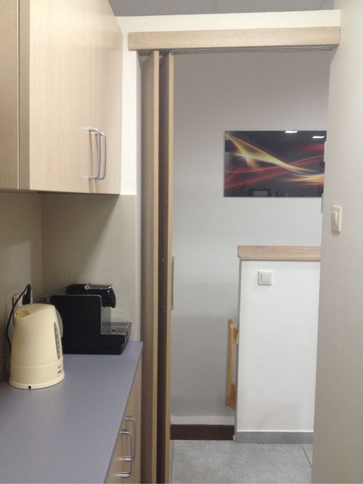 Sprzedam nakłady na lokal - salon fryzjerski