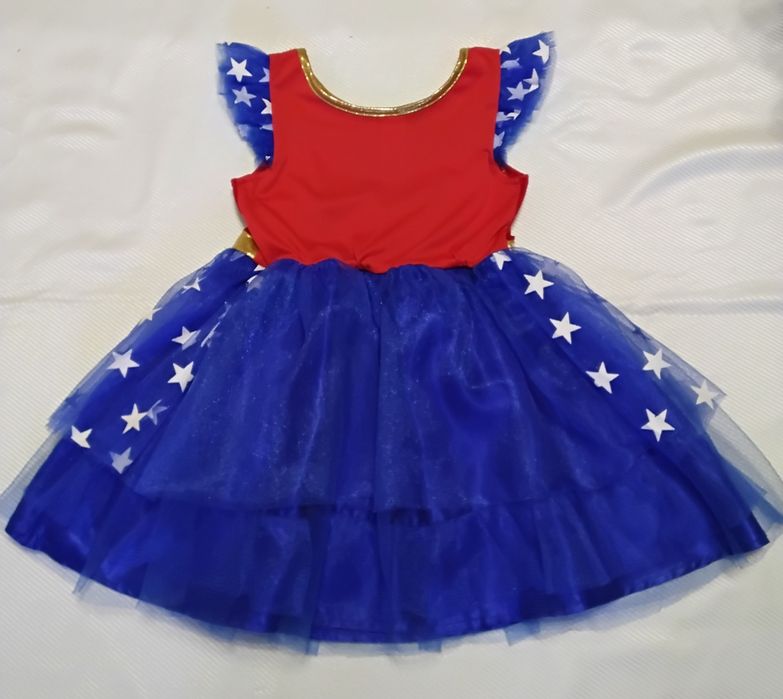 Сукня супергероя чудо-дівчинки Wonder Woman з плащем 5-6 років 116 см