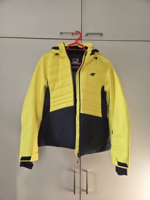 Kurtka narciarska 4f, rozm s 36, membrana
Rozmiar S - 36
Dermizax 
Mem