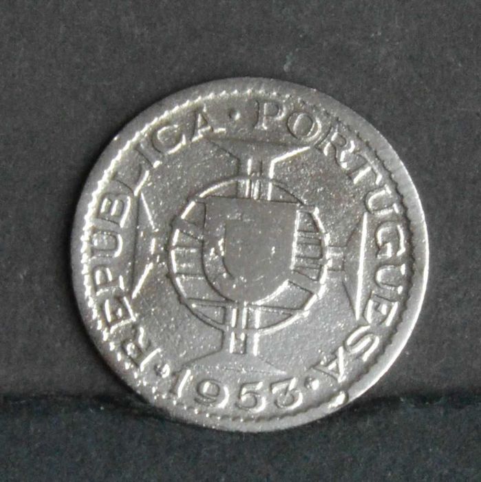 Moçambique 2,5 escudos 1953 - olx X10421