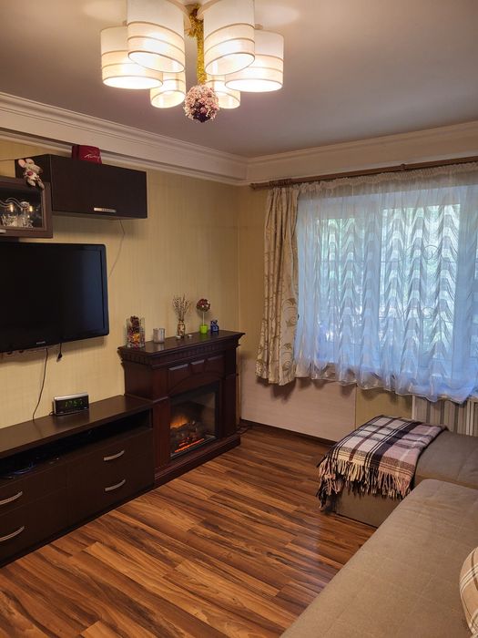 Оренда!!! 3х кімнатна бул.Перова,11а