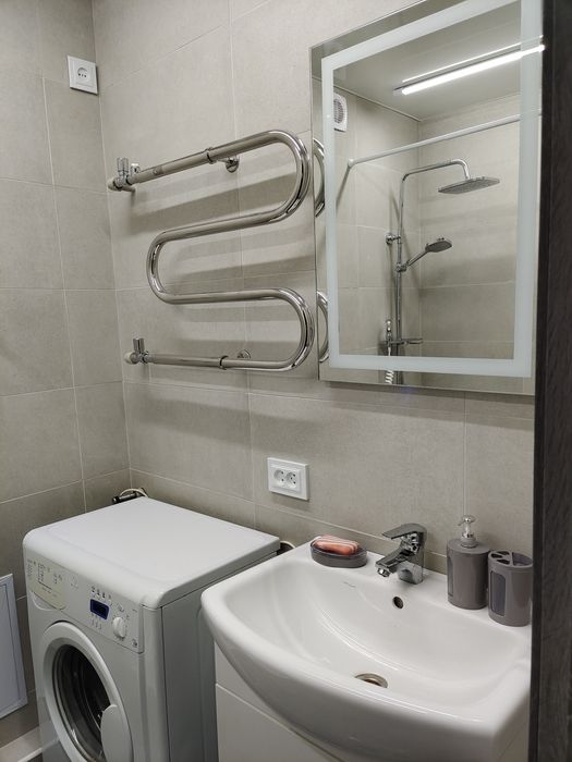 1 кімнатна квартира-студія подобово, район Макдональдс.