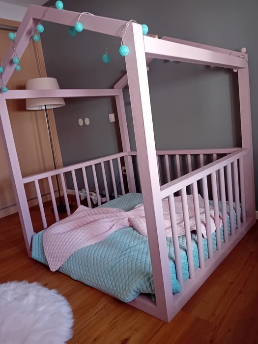 Cama Montessori Casinha