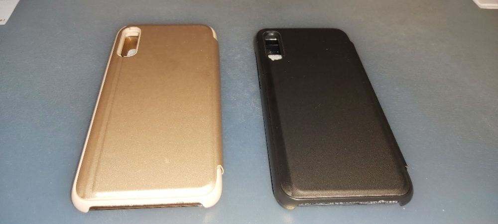Capa Samsung Galaxy A70 Flip, Smart View e Kickstand Dourada