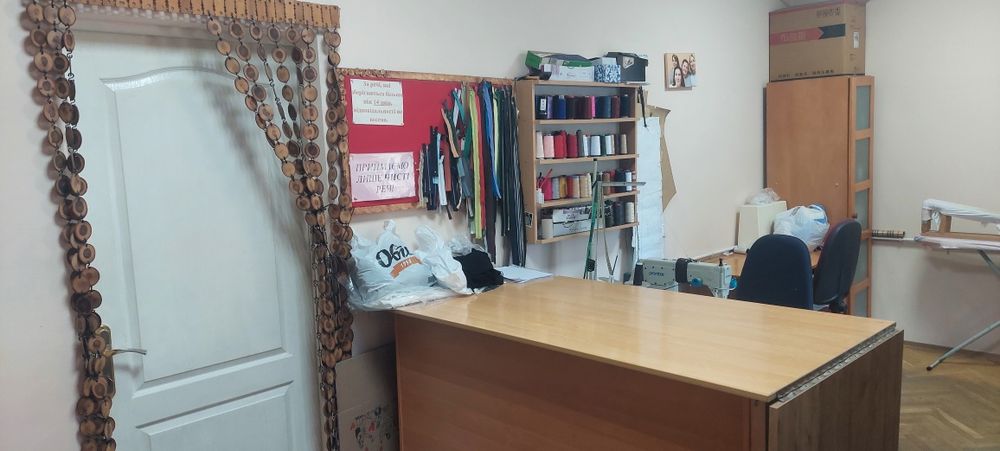 Ательє по ремонту і пошиттю одягу в оренду - Вид 2