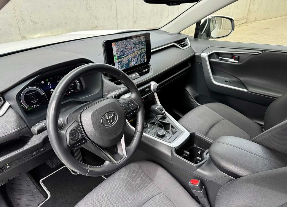 Продам Toyota RAV4 2.5 Hybrid Comfort 4x4 2022 2.5