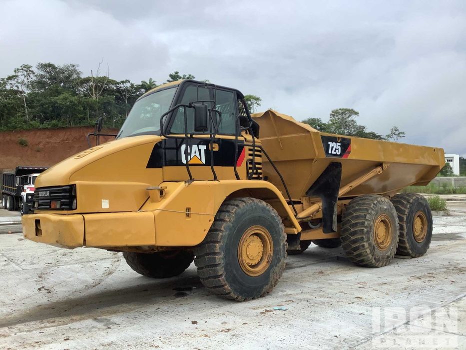 Wynajmę Wozidło CAT 725