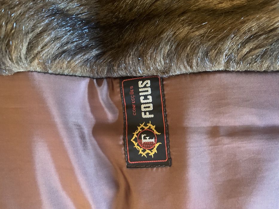 Casaco de pêlo sintético tam 46/48 castanho, made in Portugal NOVO