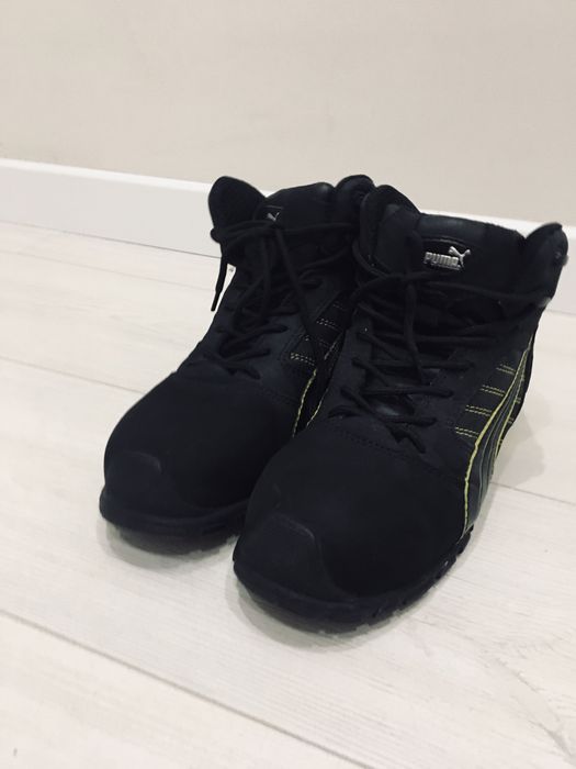 Черевики для роботи Puma Amsterdam. Розмір 39. Устілка 26 см .