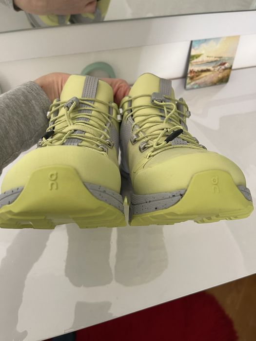 Зимові кросівки on cloudrock waterproof