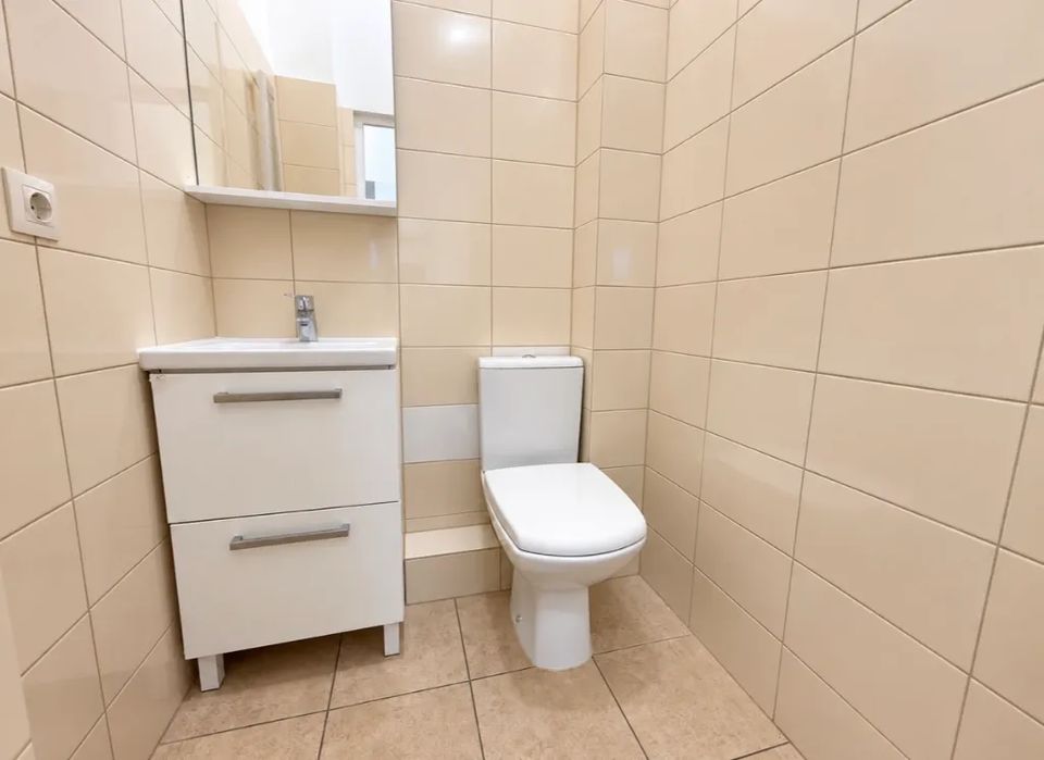Здам приміщення, 200 м², Підгородне