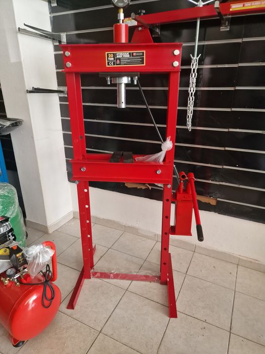 Prensa de 20 toneladas nova