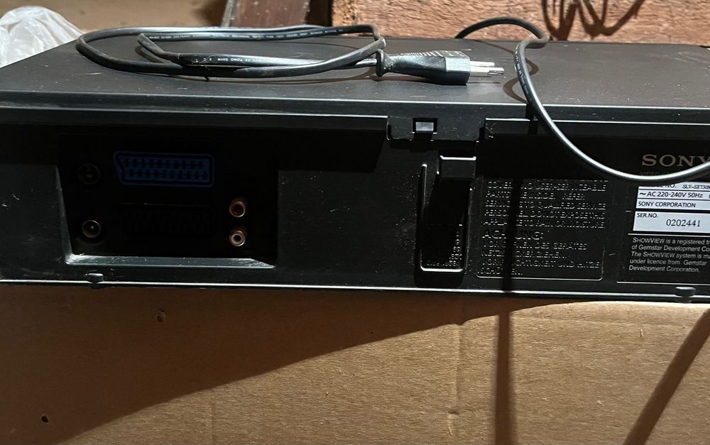 Відеомагнітофон Sony slv sx 730