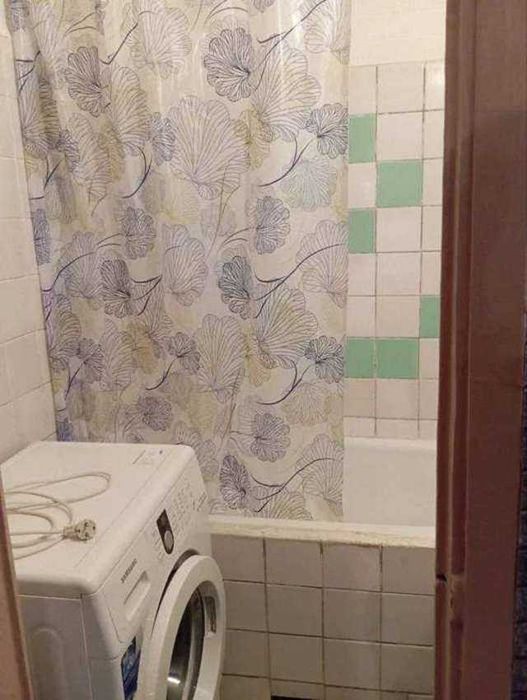 Продаж 3-кімн. Романа Шухевича пр. 8