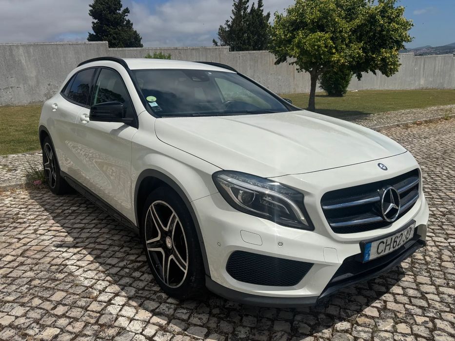 Mercedes-Benz GLA 220 CDI 7G-DCT AMG Line