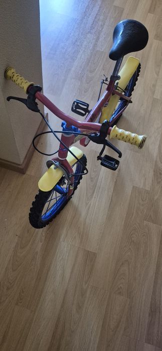 Bicicleta de Criança em Bom Estado, pouco usada