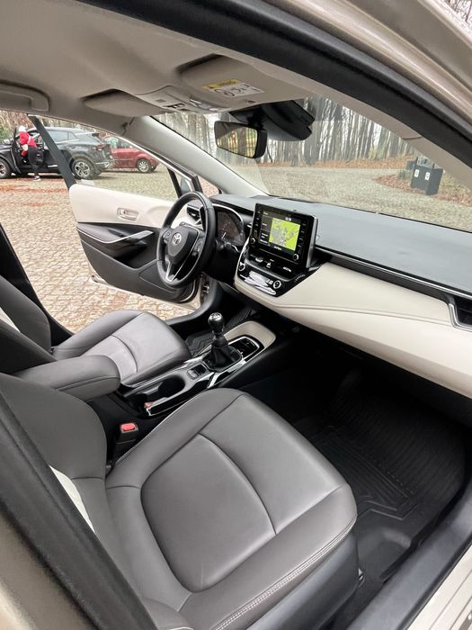 Toyota corolla 1.6 /gaz/exclusive/full opcja  /pierwszy wlasciciel/