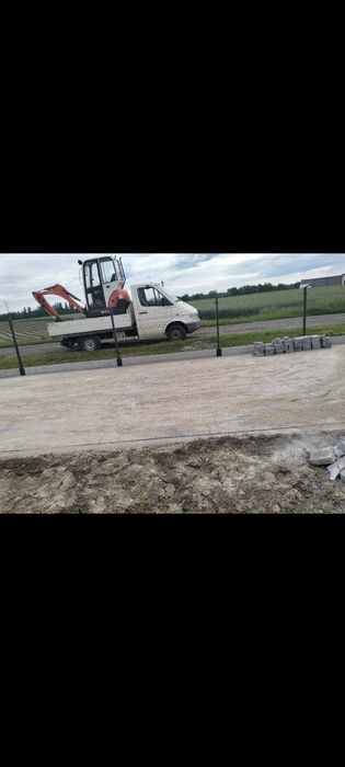 Usługi minikoparka, układanie kostki brukowej