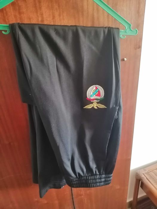 Conjunto Fato de treino+camiseta+blusão Adidas Benfica como NOVO