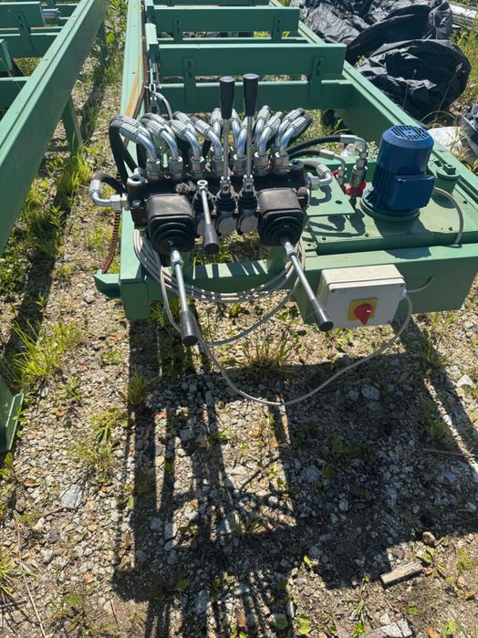 Trak taśmowy z hydraulika