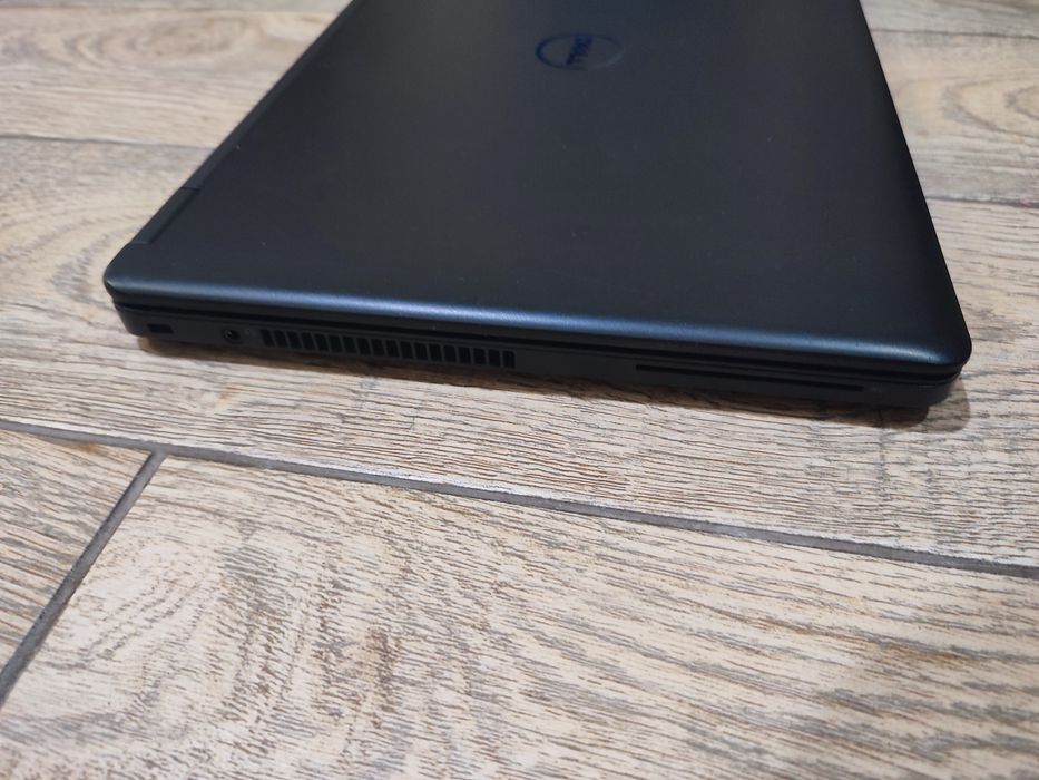 Ноутбук Dell latitude E5450