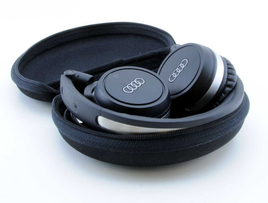 Наушники Bluetooth Audi 4H0051701