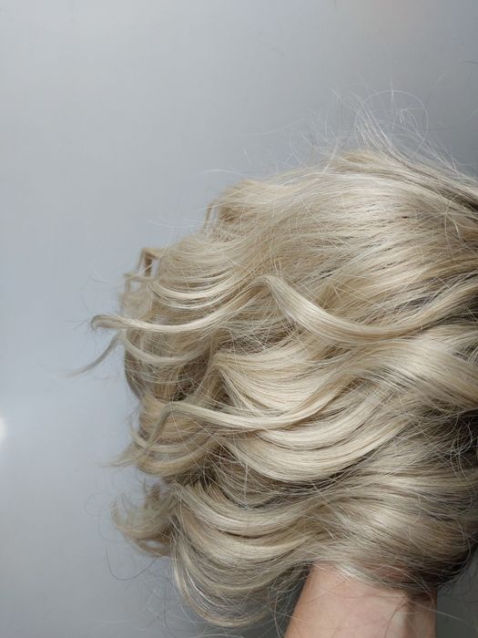 Peruka BESTUNG bob Kolor ombre blond jak prawdziwy włos