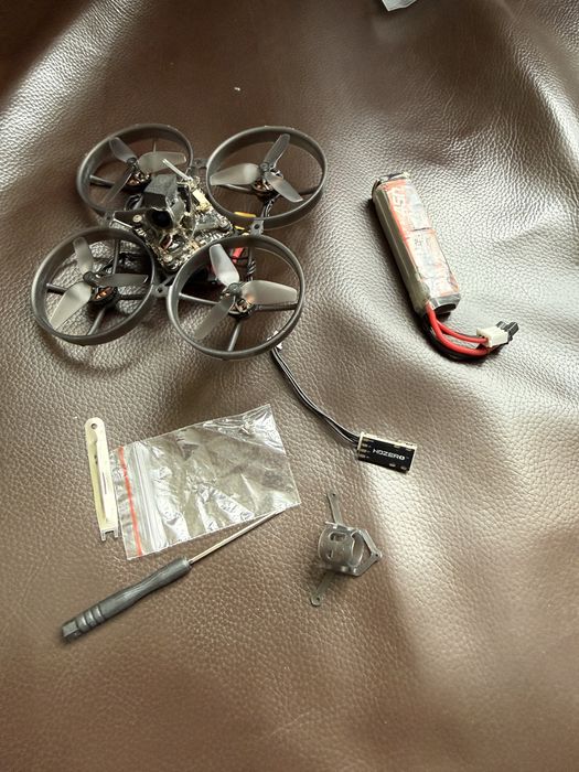 Dron fpv Mobula8  AiO15 Freestyle HDZERO 80mm