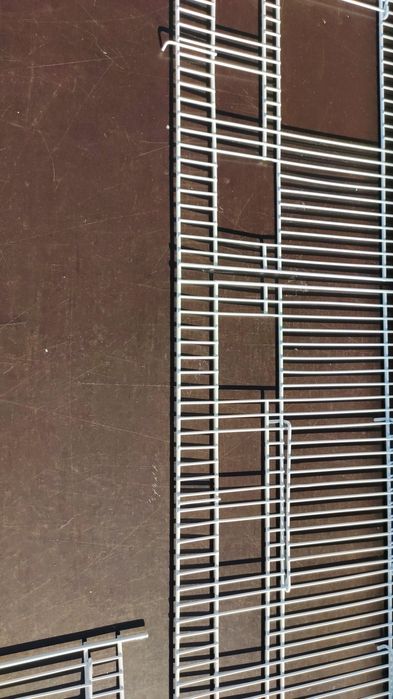 Frentes, grelhas e divisórias para gaiolas