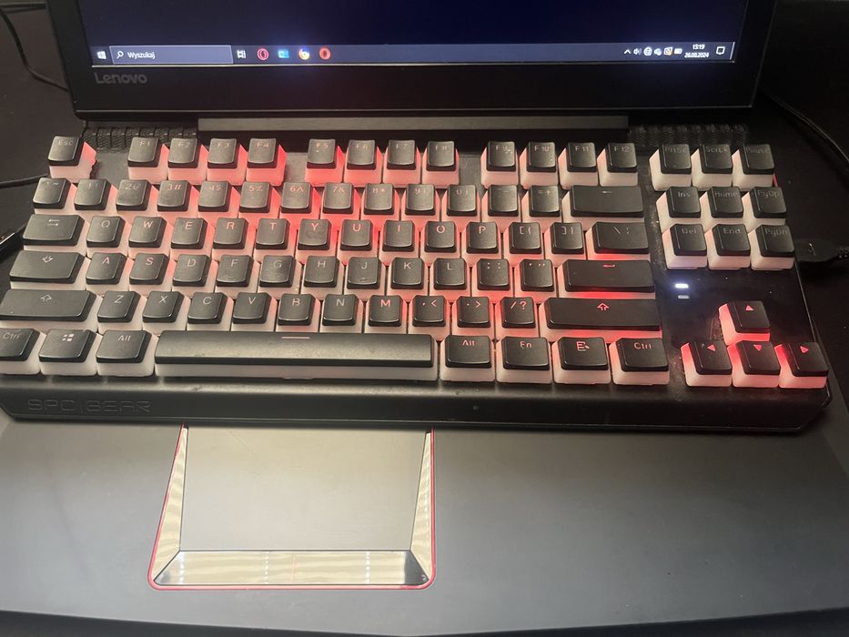 Laptop gamingowy lenovo legion y-520