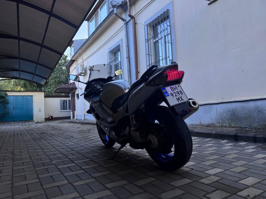 Honda VFR800 RC46 1998