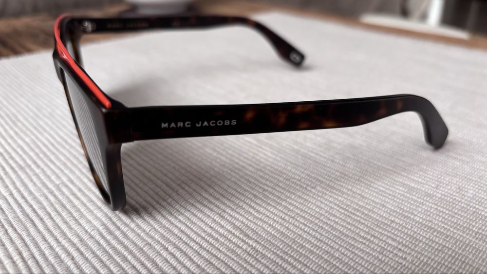 Nowe okulary przeciwsłoneczne Marc Jacobs uniseks