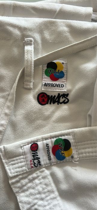 Kimono 1.50 wKF approved e proteções