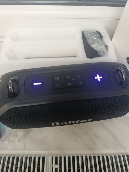 Przenośny głośnik karaoke Bluetooth Bobtot ET200T + 2 mikrofony bezprzewodowe!